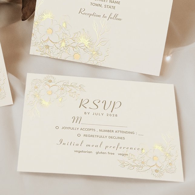 Elfenbensguld Blommig Bröllop RSVP-kort OSA Kort (Skapare uppladdad)