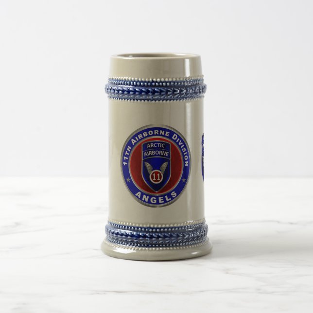 Elfte flygburna divisionen sejdel (Center)