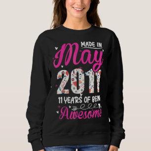 Elfte födelsedagen Fantastisk sedan maj 2011 Blomm T Shirt