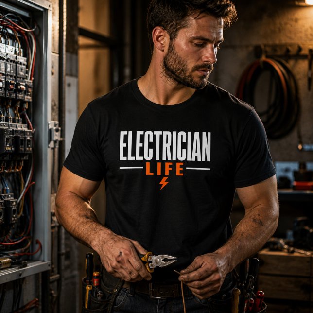 Elinstallatör Liv T-Shirt Stolt Elarbetare (Skapare uppladdad)