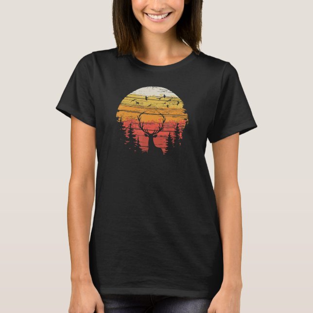 Elk Wapiti In The Woods Mountains Wild Hunting Cam T Shirt (Framsida)