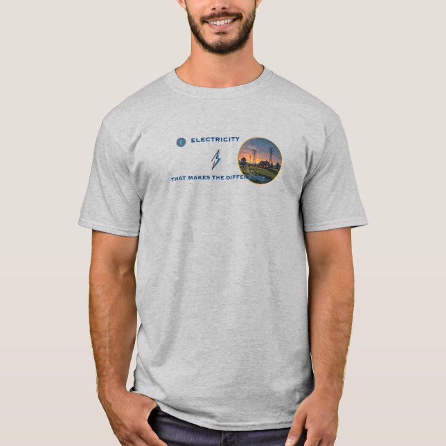 Elkraft:Ett litet hem i ett vildmark T Shirt (Framsida)