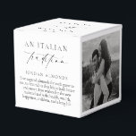 Ellesmere En italiensk tradition 5 sockeralmonds Presentaskar<br><div class="desc">Dessa sockeralmondslådor för bröllopsfavoriter har en minimalistisk design och ett kalligrafiskt huvud. Anpassa lådan med era namn,  det är inte möjligt att redigera det skrivna huvudet. För mer avancerad anpassning av denna design,  välj helt enkelt "Anpassa" knappen ovan.</div>