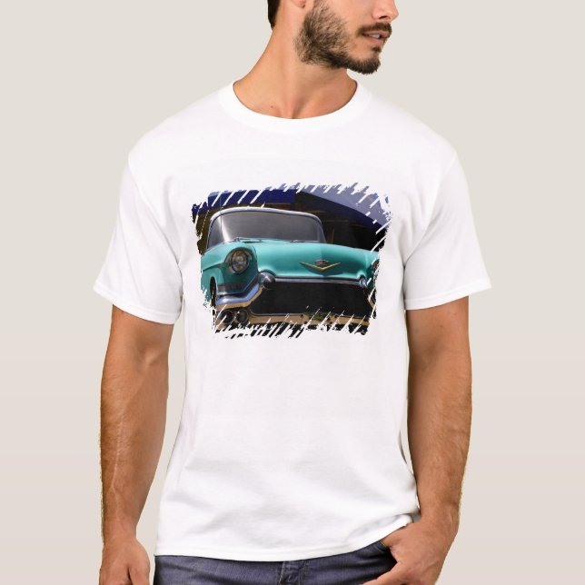 Elvis Presleys Grönt Cadillac Konvertibel i T Shirt (Framsida)