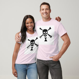 Emanuel Wynns giltiga pirat flagga T-shirt