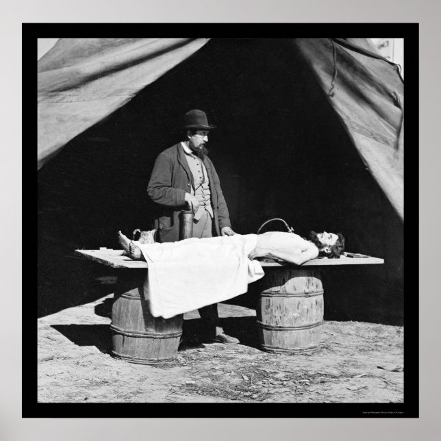 Embalming Surgeon at Work 1864 Poster (Framsidan)