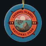Emblem i kanalöarnas nationalpark Retro Compass Julgransprydnad Keramik<br><div class="desc">Konstruktion för kanalöarnas vektorbilder. Parken består av fem öar med ekologisk rik utanför södra Kalifornien kusten.</div>