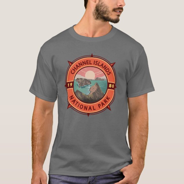 Emblem i kanalöarnas nationalpark Retro Compass T Shirt (Framsida)