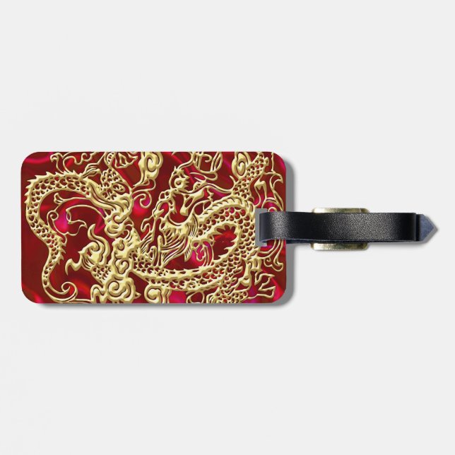 Embossed Guld Dragon on Red Satin Print Bagagebricka (Baksida Vågrät)