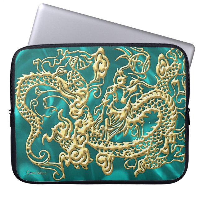 Embossed Guld Dragon on Turquise Satin Print Laptop Sleeve (Framsidan)