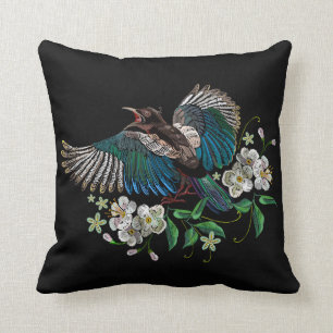 Embroidery Design Magpie Bird White Flower Black Kudde