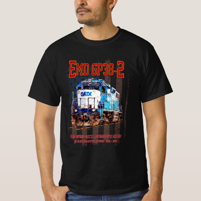 EMD GP38-2 Diesel Locomotive och American flagga T Shirt (Framsida)