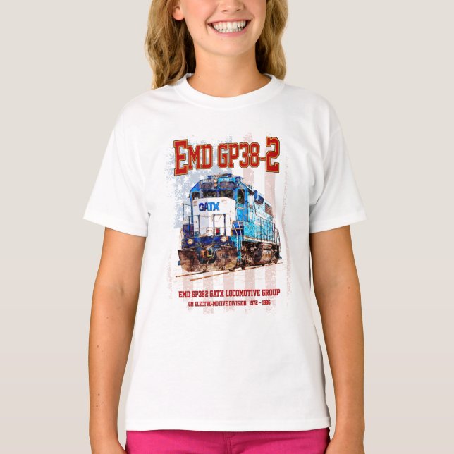 EMD GP38-2 Diesel Locomotive och American flagga T Shirt (Framsida)