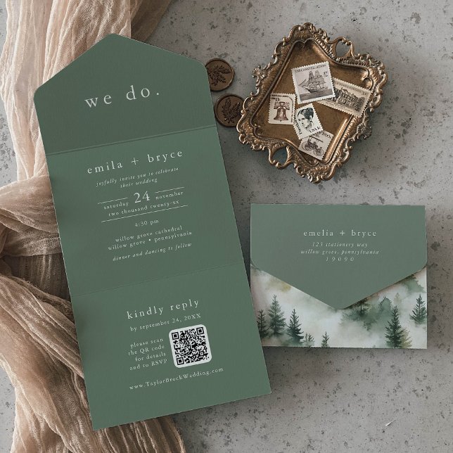 EMELIA QR-kod Bröllop i Sagegrön Skog och Skogsmar (EMELIA QR Code Sage Green Forest Woodland Wedding All In One Invitation)