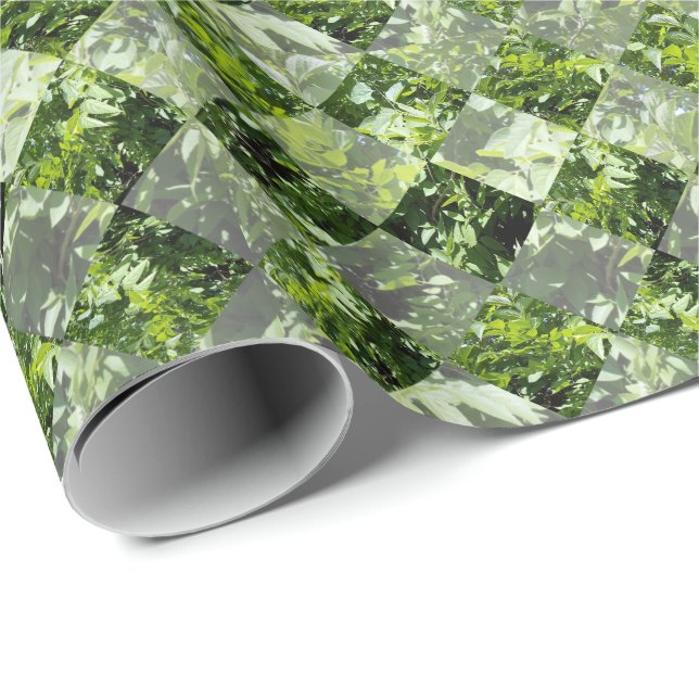 Emerald Elegance: Grönt Löv in Diamond cut Presentpapper (Rullad Hörn)
