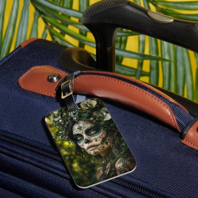 Emerald Forest Calavera – Grön Botanisk Bagagebricka (Framsida Insitu 1)