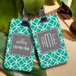 Emerald Geometric Mönster med Monogram Bagagebricka<br><div class="desc">Resa i stil med ett djärvt,  grafiskt mönster i färsk,  glad färg. Om du behöver justera monogrammet klickar du på anpassningsknappen och gör ändringar.</div>