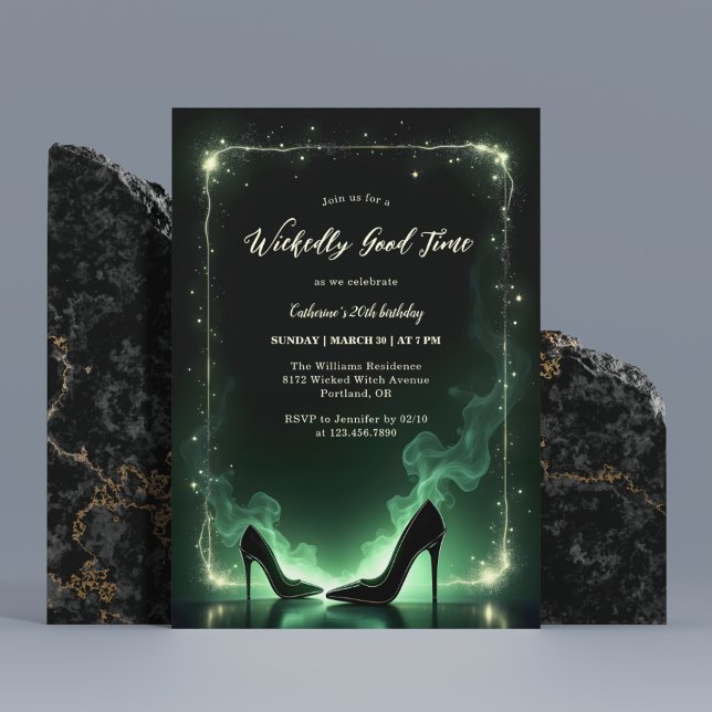Emerald Grönt Högklackars Mystical Wicked Birthday Inbjudningar (Wicked Witch Themed Birthday Party Invitation – Emerald Green Mystical Design)
