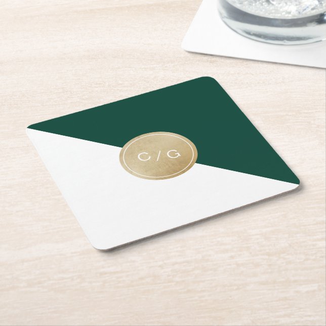 Emerald grönt minimalist modern bröllop monogram underlägg papper kvadrat (Vinklad)