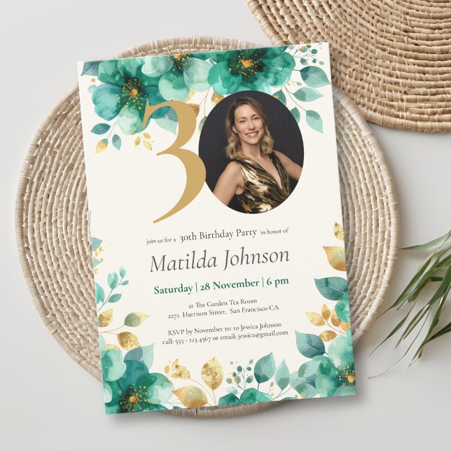 Emerald Grönt och Guld Blommigt 30års födelsedag Inbjudningar (Emerald Green and Gold Floral 30th Birthday Invitation)