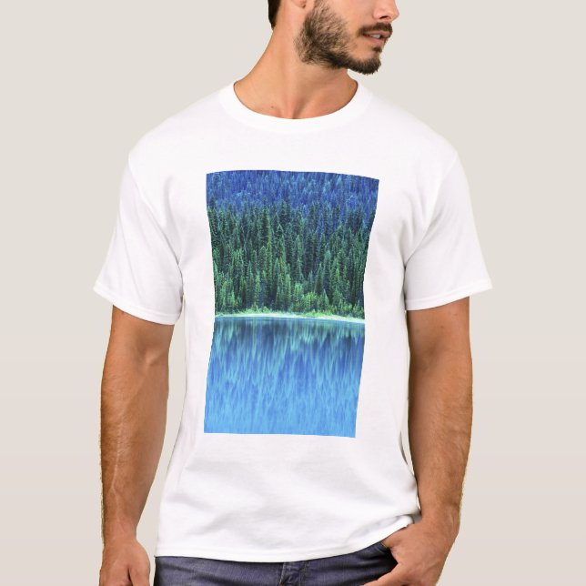 Emerald Lake, Yoho NP, BC, Kanada Tee Shirt (Framsida)