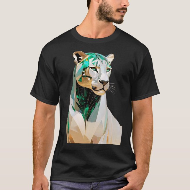 Emerald Lioness Luxury Geometric Animal Art T Shirt (Framsida)