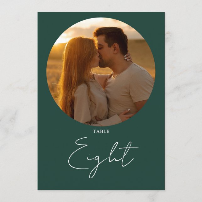 Emerald Modern Minimalist Script-Bordsnummer Inbjudningar (Framsida)