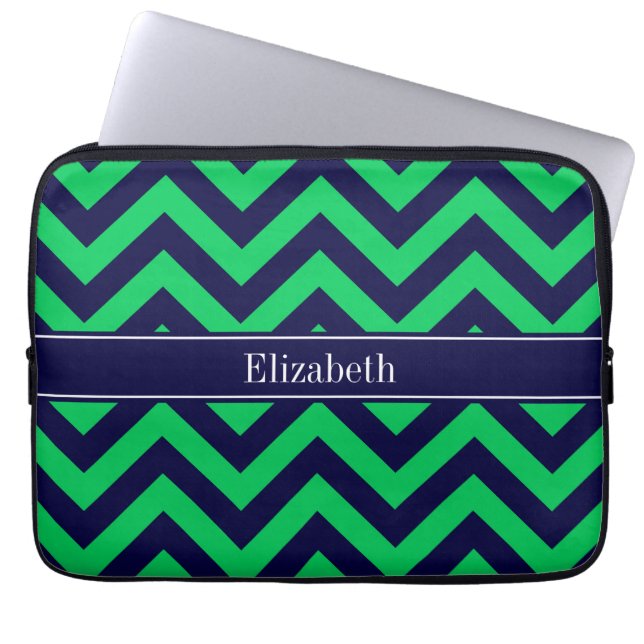 Emerald Navy LG Chevron Navy Blue Namn Monogram Laptop Sleeve (Framsidan)