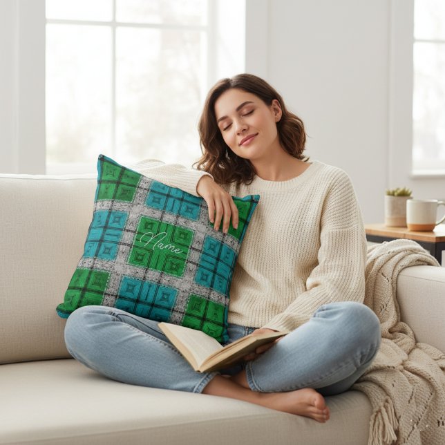 Emerald & Teal Rustic Plaid Pattern Personalized  Kudde (Skapare uppladdad)