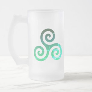 Emerald Triskele Ancient Celtic Symbol Frostat Ölglas