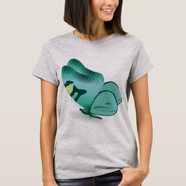  “Emerald Wings – Stylized Teal Butterfly” T Shirt (Framsida)