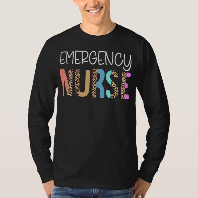 Emergency Nurse Bohemian Cheetah Leopard Print Pat T Shirt (Framsida)