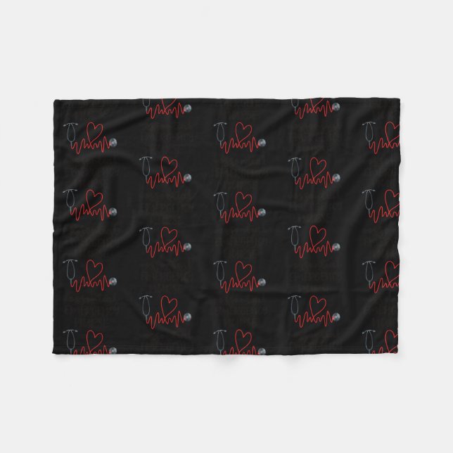 Emergency Nurse Essential Emergency Nursing  Fleecefilt (Framsidan (Horisontell))