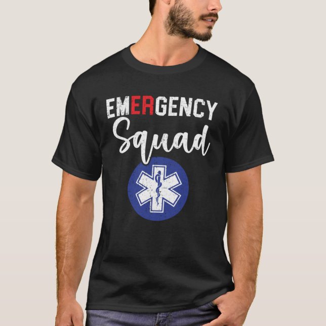 Emergency Squad Healthcare Worker EMT Paramedic T Shirt (Framsida)