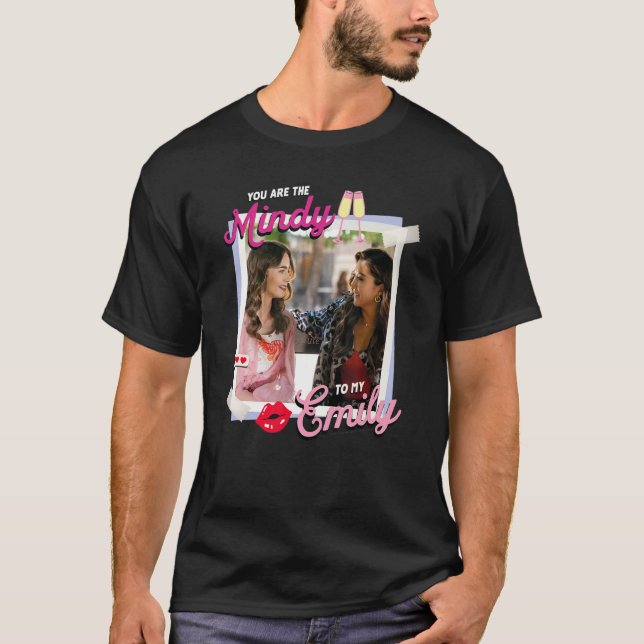 Emily i Paris Mindy till min Emily Photo T Shirt (Framsida)