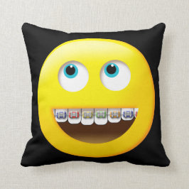Emoji med Braces Pillow Kudde