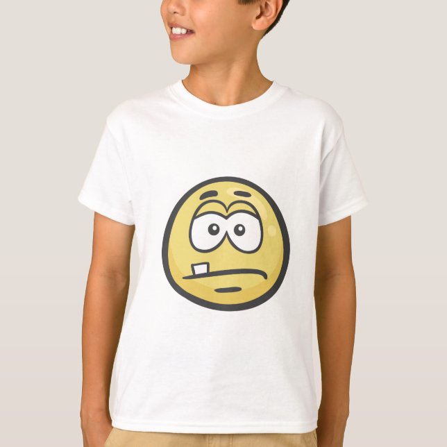 Emoji: Snaggle Tooth Tee Shirt (Framsida)