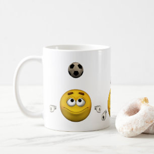 Emoticonen leker fotboll, tecknadstil kaffemugg