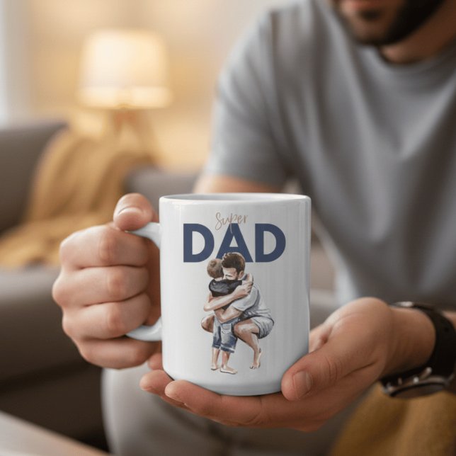 Emotional Watercolor Super Dad and Son Hug  Kaffemugg (Skapare uppladdad)