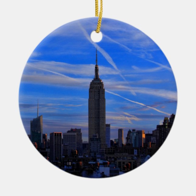 Emp St Bldg, NYC Siluett och Jetspår Julgransprydnad Keramik (Framsidan)