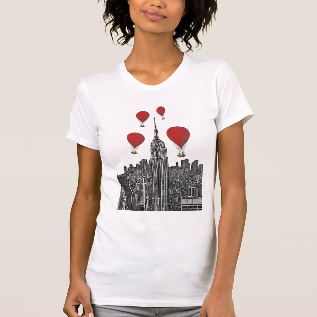 Empire state Byggnad och Röda Luftballonger Tee Shirt (Framsida)