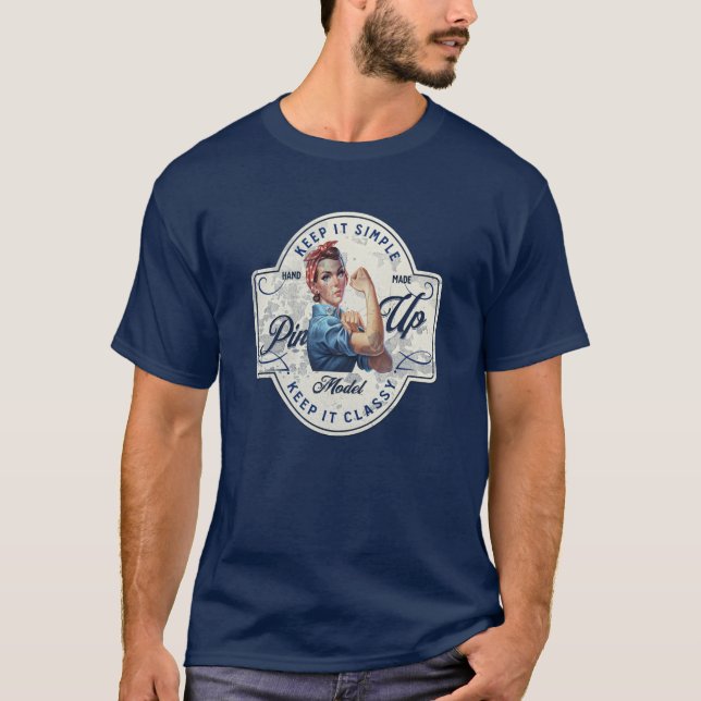 Empowered Rosie Pin-Up Kraft T Shirt (Framsida)