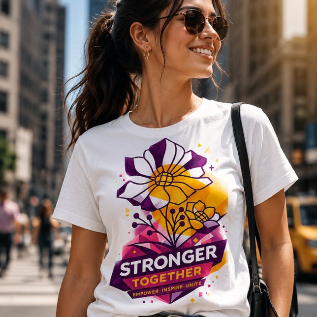 Empowering & Trendig Design T Shirt (Skapare uppladdad)