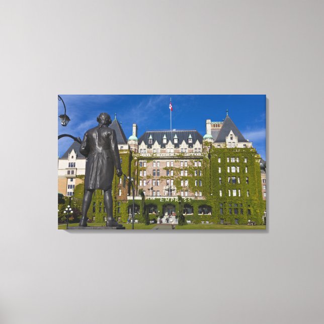Empress Hotel och staty av kapten James Cook, Canvastryck (Framsida)