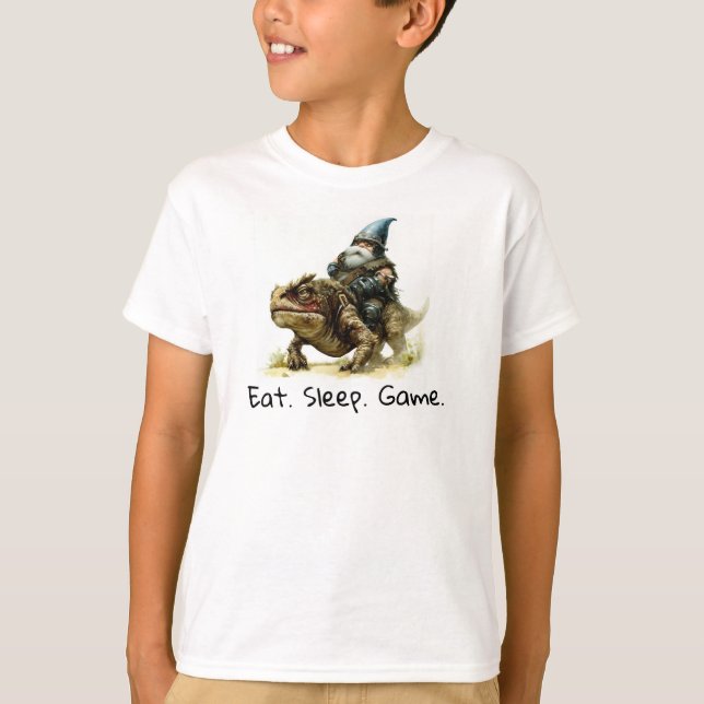 En 3D-renderare av en Fearless Gnome Warrior T-Shi T Shirt (Framsida)