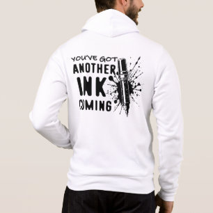 En annan BLÄCK kommer - Lustigt citat för Tattoart T Shirt