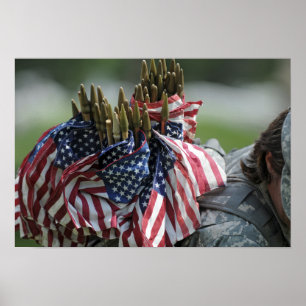 En armésoldats ryggsäck poster