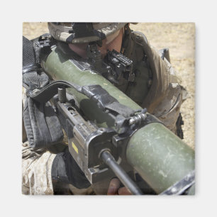 En assaultman magnet