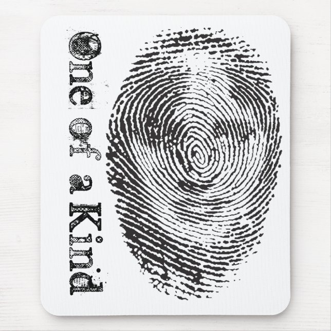 En av en sort musmatta (Framsidan)