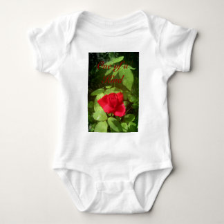 En av Röd ros av typ T-shirt